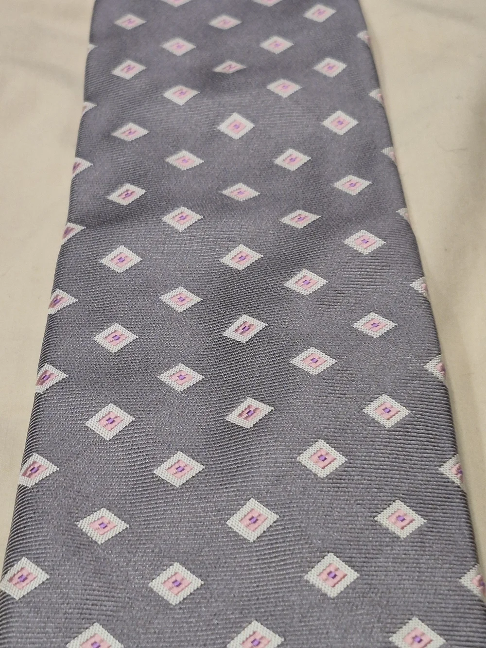 NWT Altea Milano Silk Tie Gray Geometric Pink Motif Made In Italy Luxury